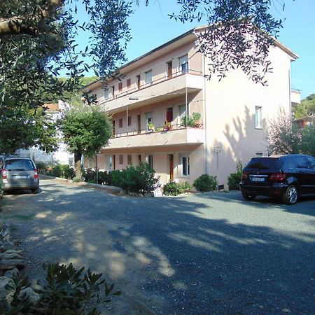 Appartamento Il Geranio Quercianella Exteriör bild