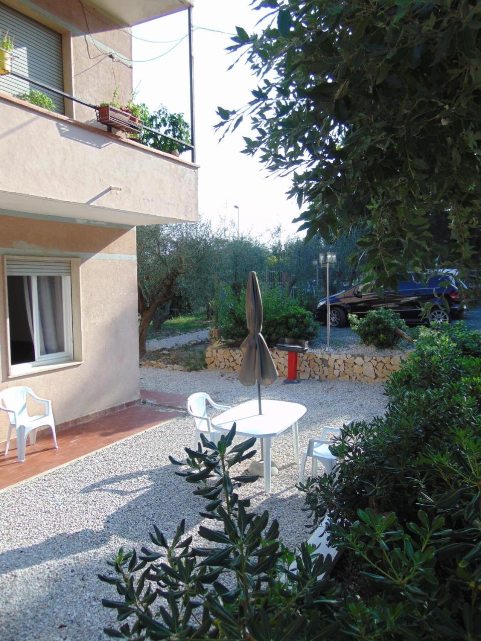 Appartamento Il Geranio Quercianella Exteriör bild